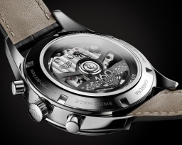 Часы TAG Heuer Carrera к 160-летию мануфактуры