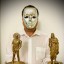 Новый шедевр современного искусства 2023 года - Золотые статуи украинского художника Арт Мага.
